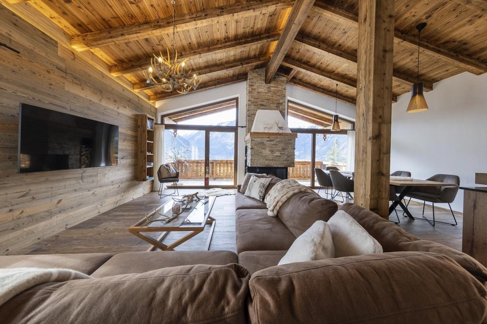 Chalet in Neukirchen 100 m ski Lift