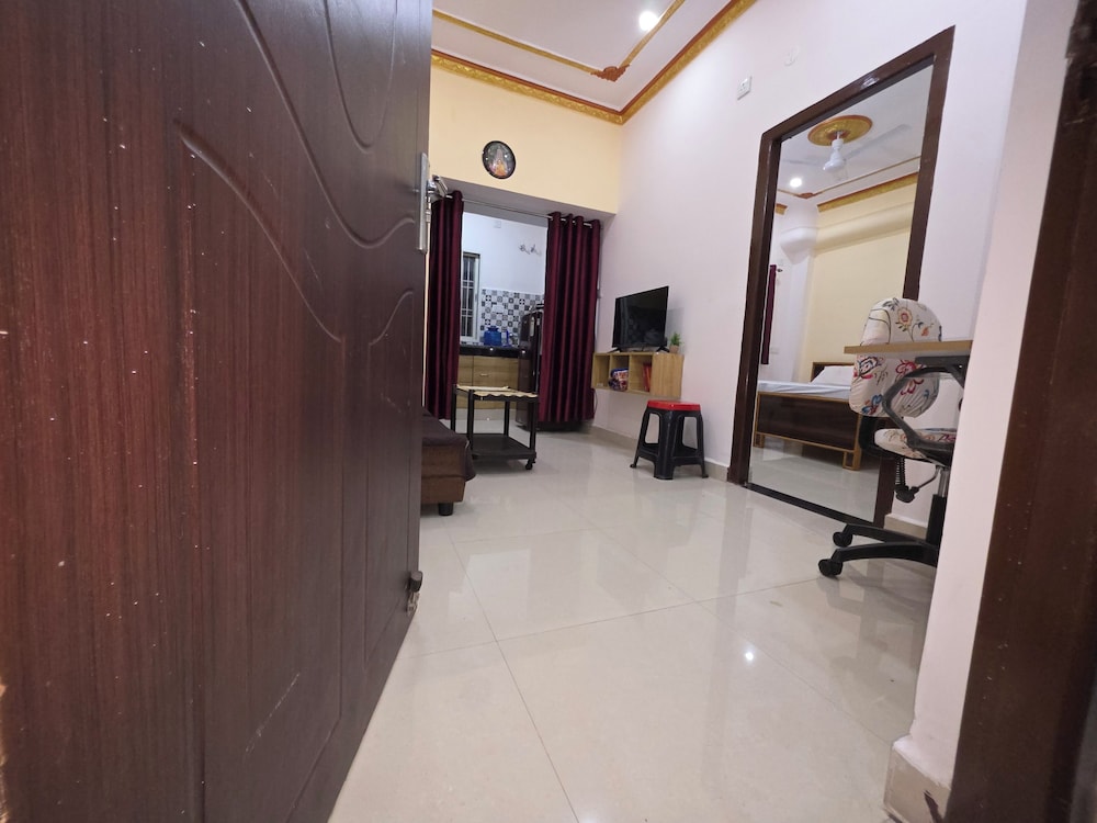 Narayans Residency