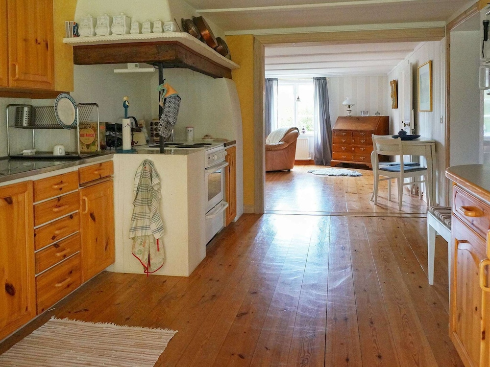 6 Person Holiday Home in Blomstermala view 5