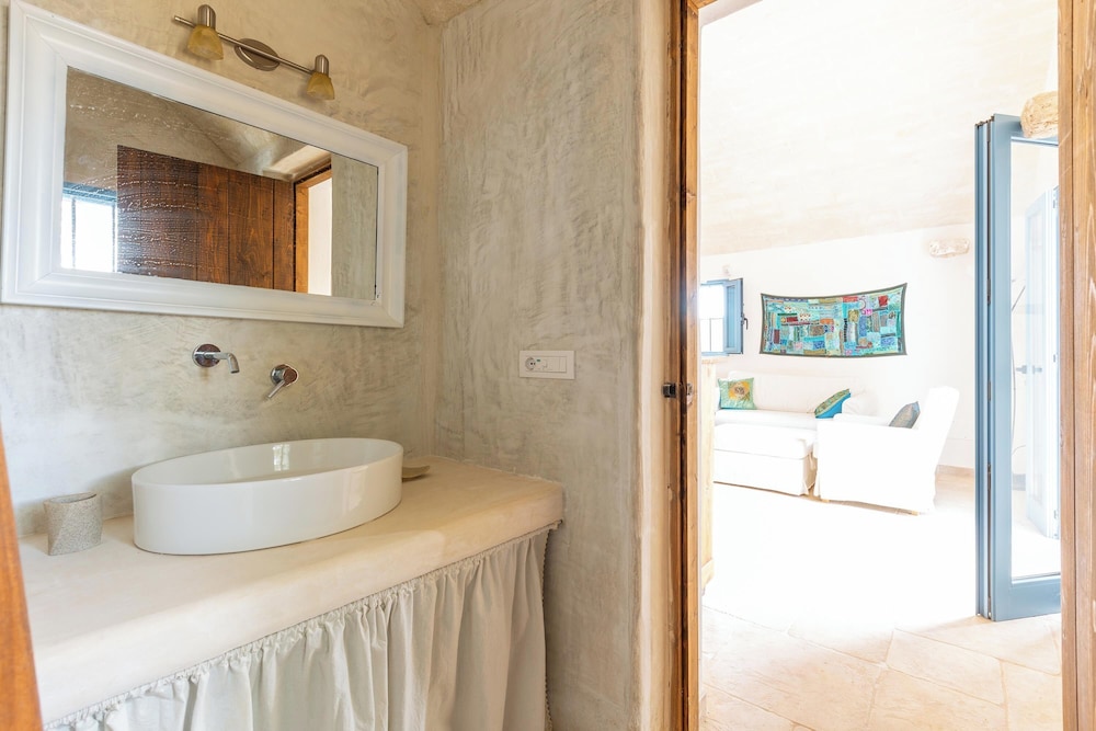 4010 Tenuta I Trulli Rochira by Barbarhouse view 2