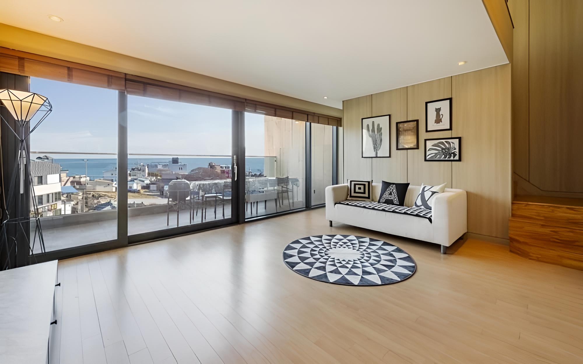Busan Maru House Pension view 2