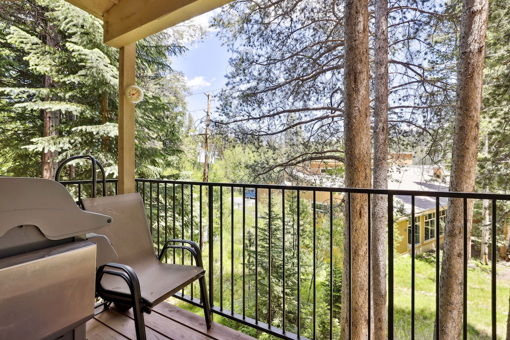 Colorado Condo ~ 3 Mi to Winter Park Resort!