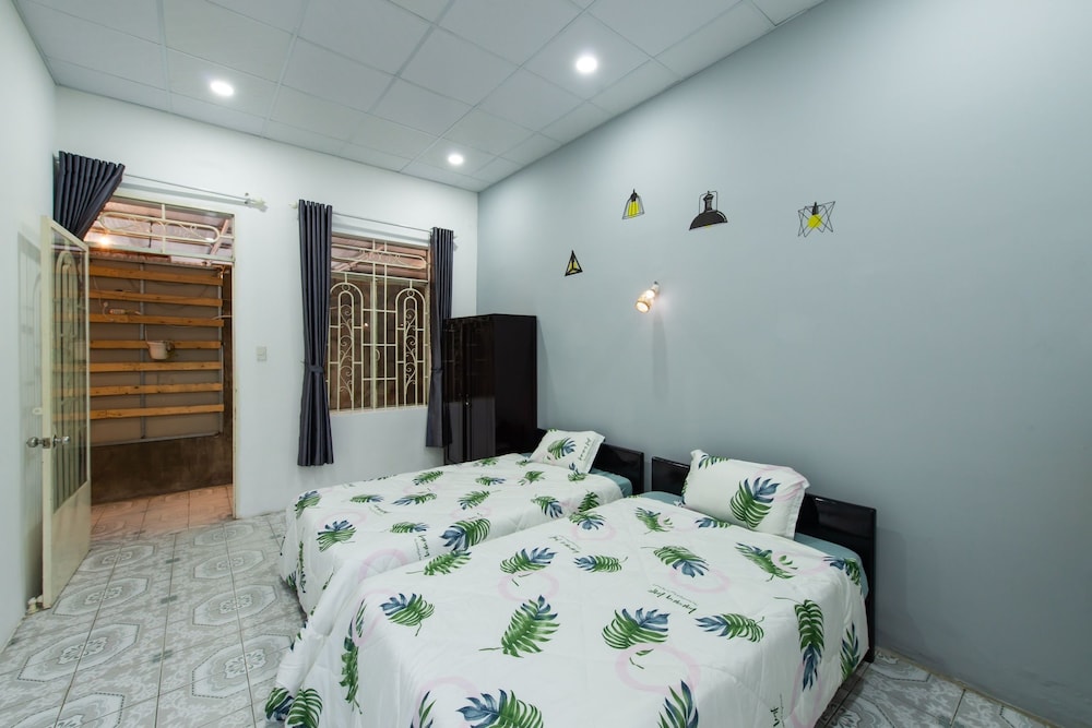 V3 Hostel