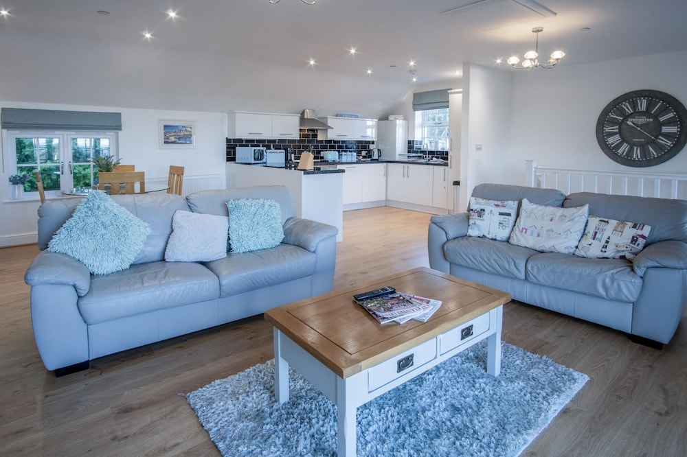 Caldey View Cottage - 1 Bedroom - Penally