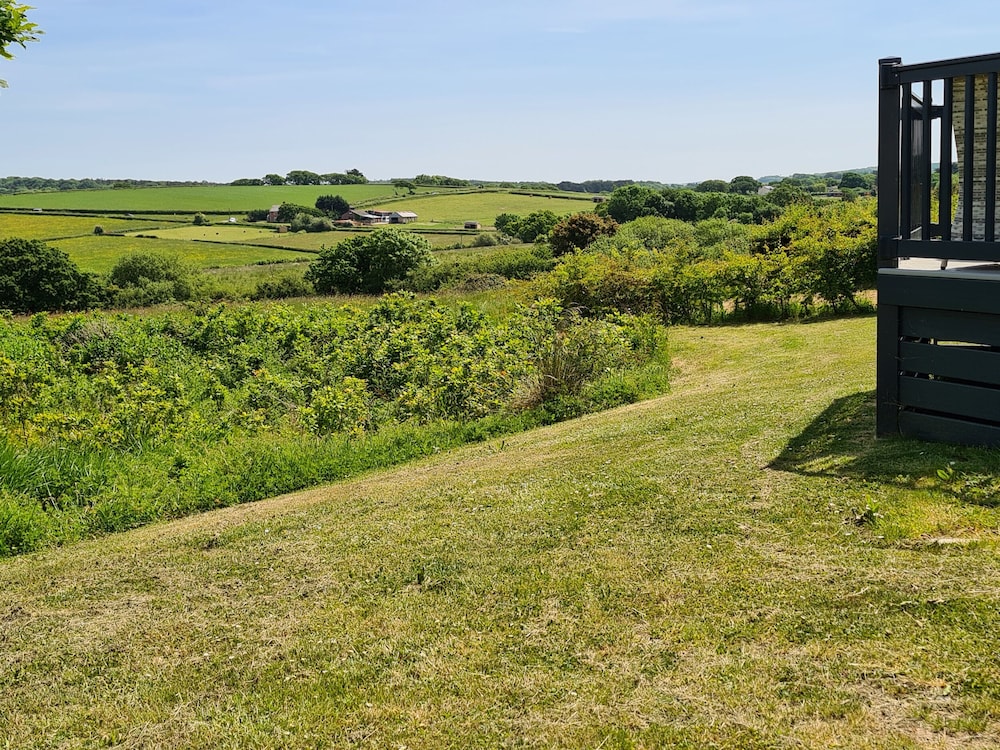 Vendee Lodge