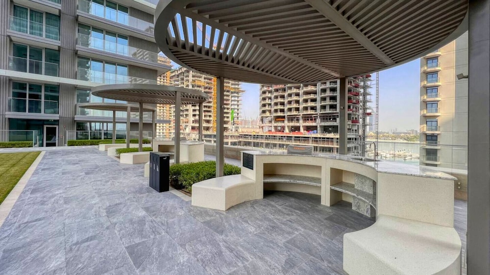 Beach Isle Residences- Emaar Beachfront