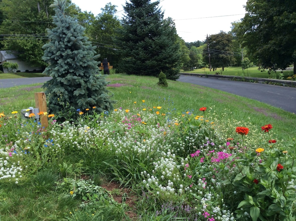 Georgian Garden Inn