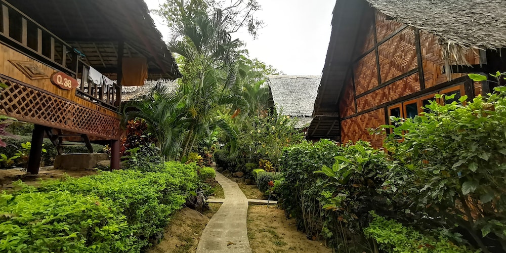 Phi Phi Relax Beach Resort