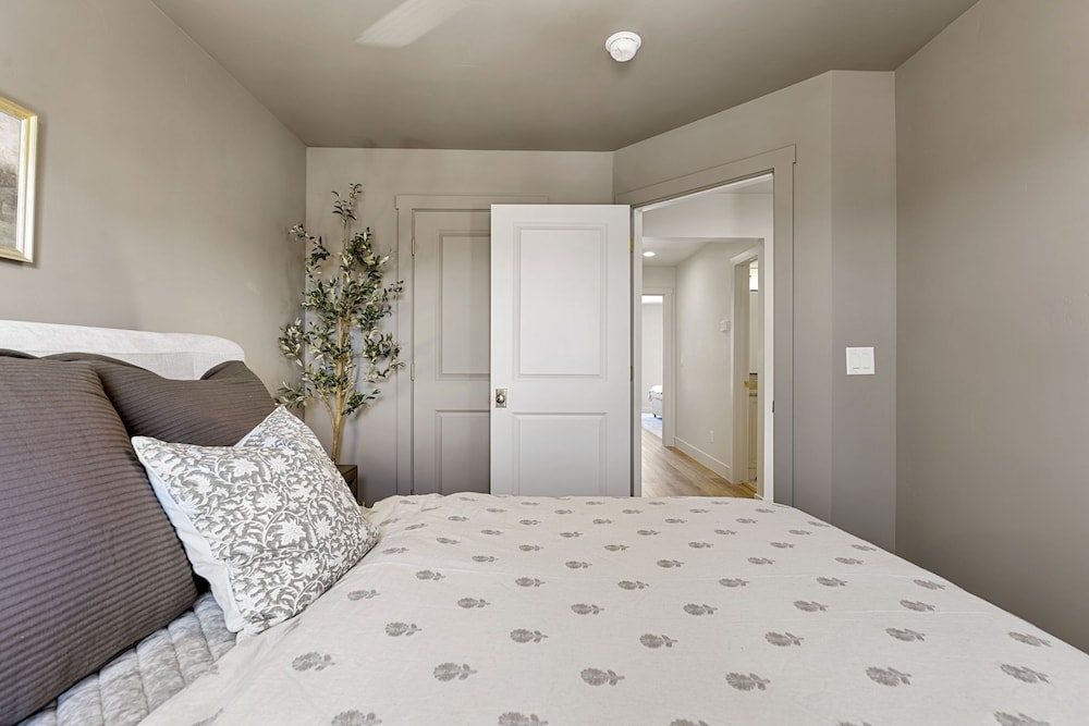 Chateau Bleu 4 Bedroom Townhouse