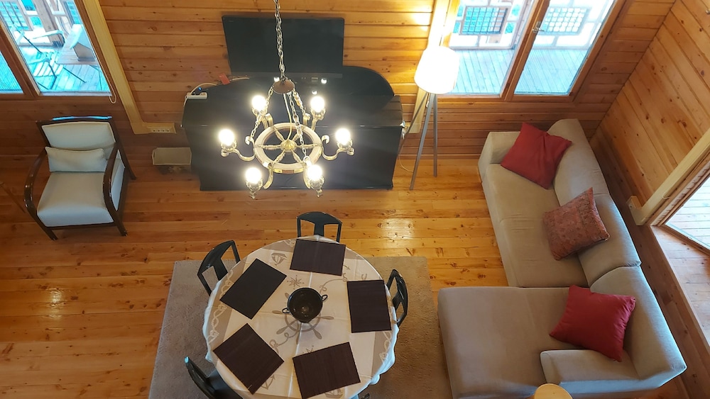 Wooden Villa w Private Garden Orchard -room w AC view 3