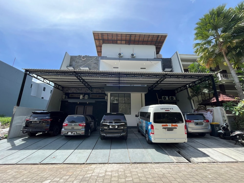INSAHAUS Guest House Malang