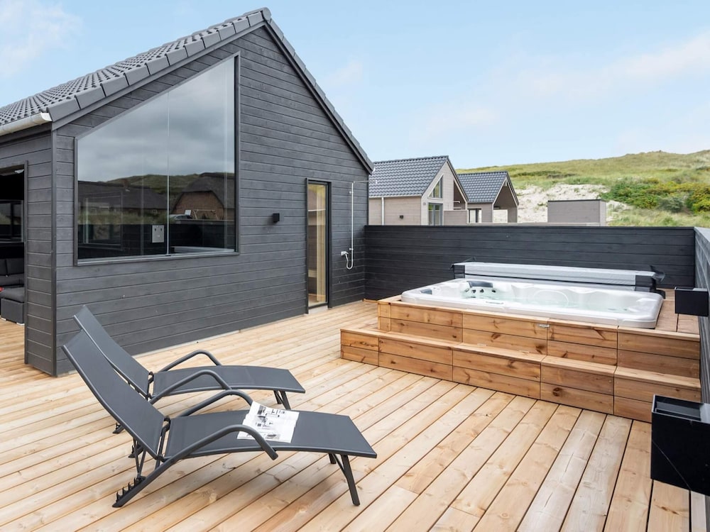 5 Star Holiday Home in Lokken