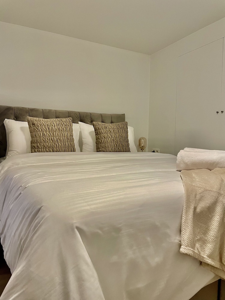 One Lux Stay near Antwerp Central