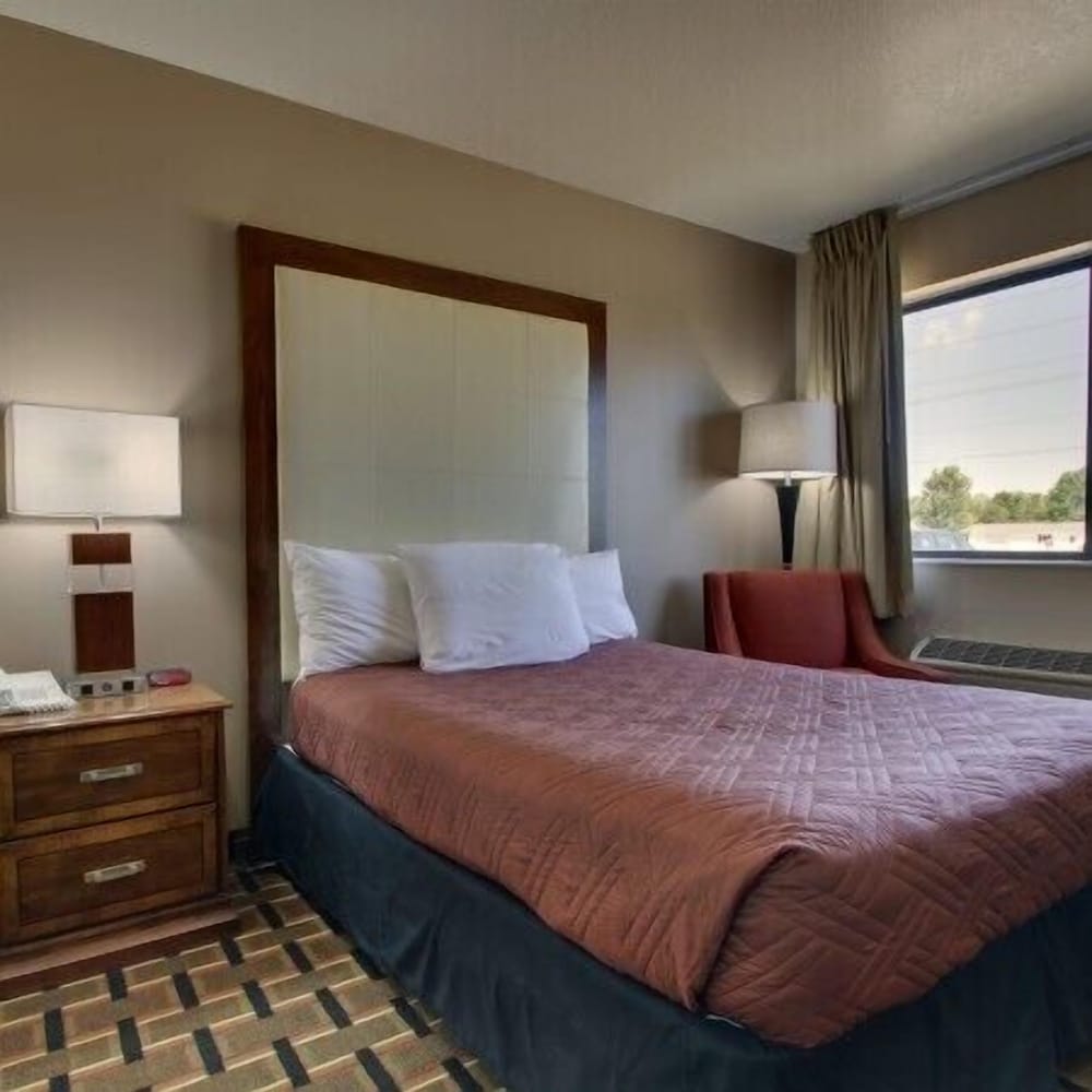 Heritage Grand Inn