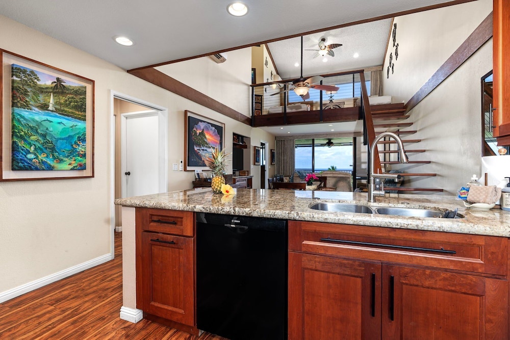 AC - Beautiful Ocean & Golf Views - 2 Bedrooms w/ Loft - Vrkcv