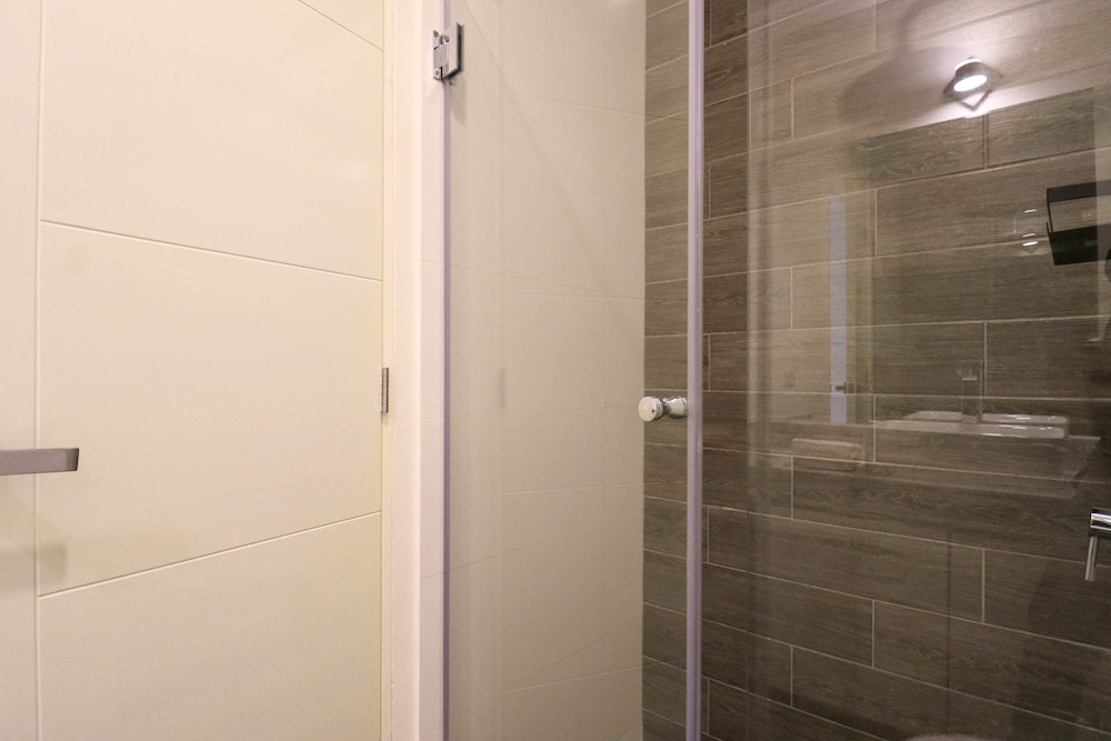 w Prestigious 3BR w Great Balcony in Miraflores