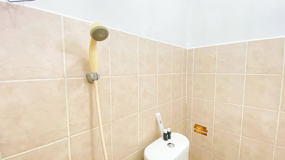 Homey And Modern 2Br At Green Bay Pluit Apartment