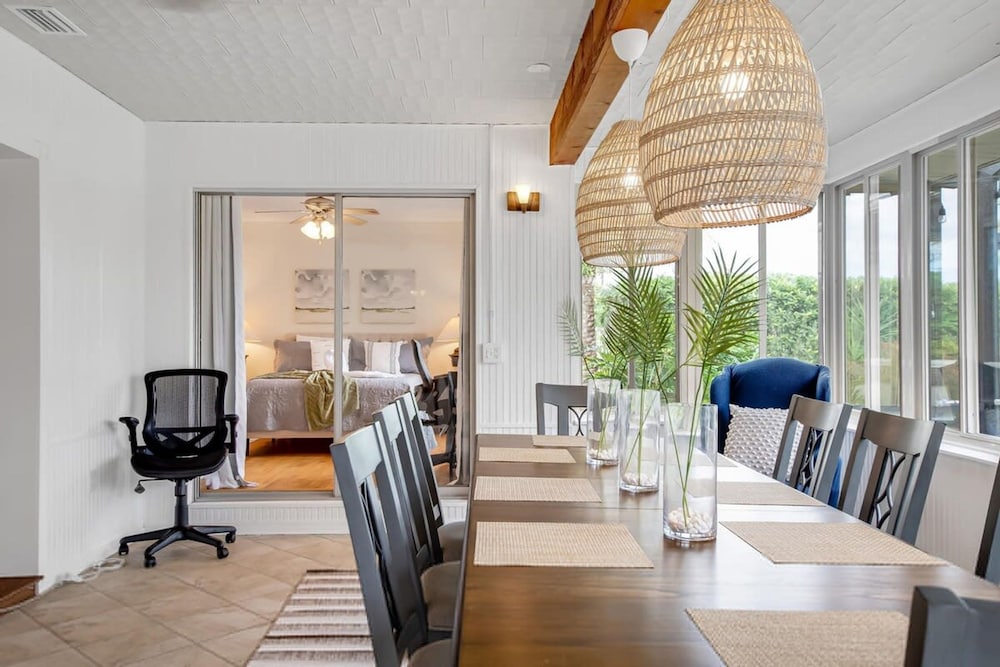 Saltwater Canal Home Heated Pool 3 2 2 Gorgeous Pets Welcome