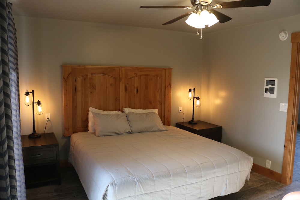 Columbine Inn