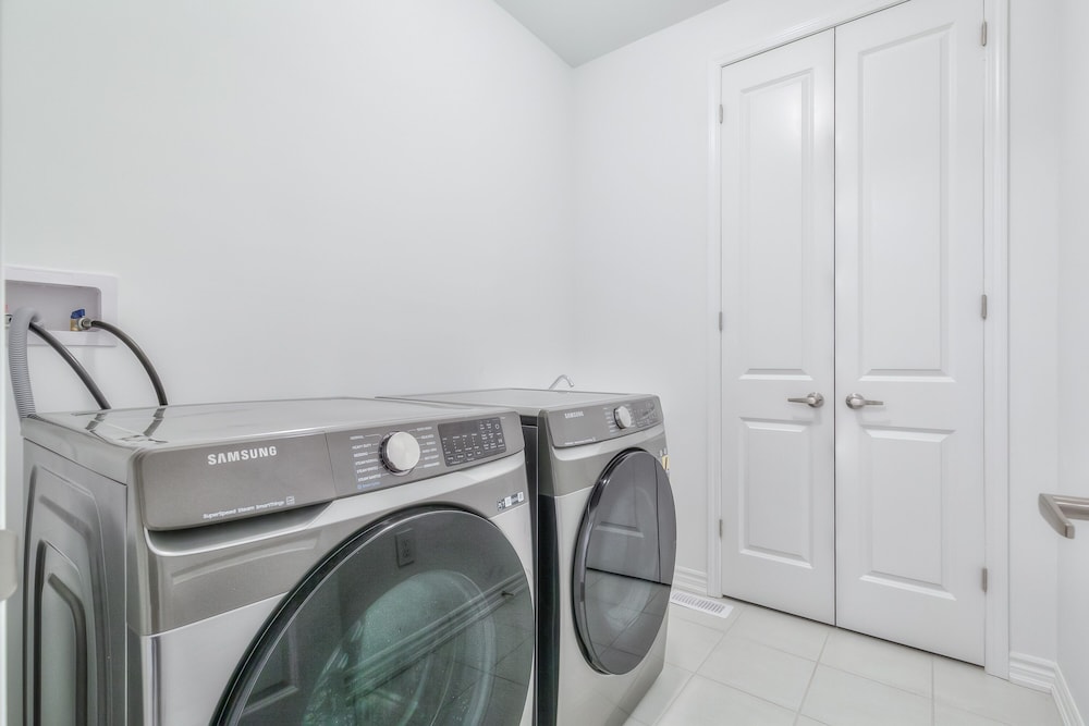 Ajax Suites