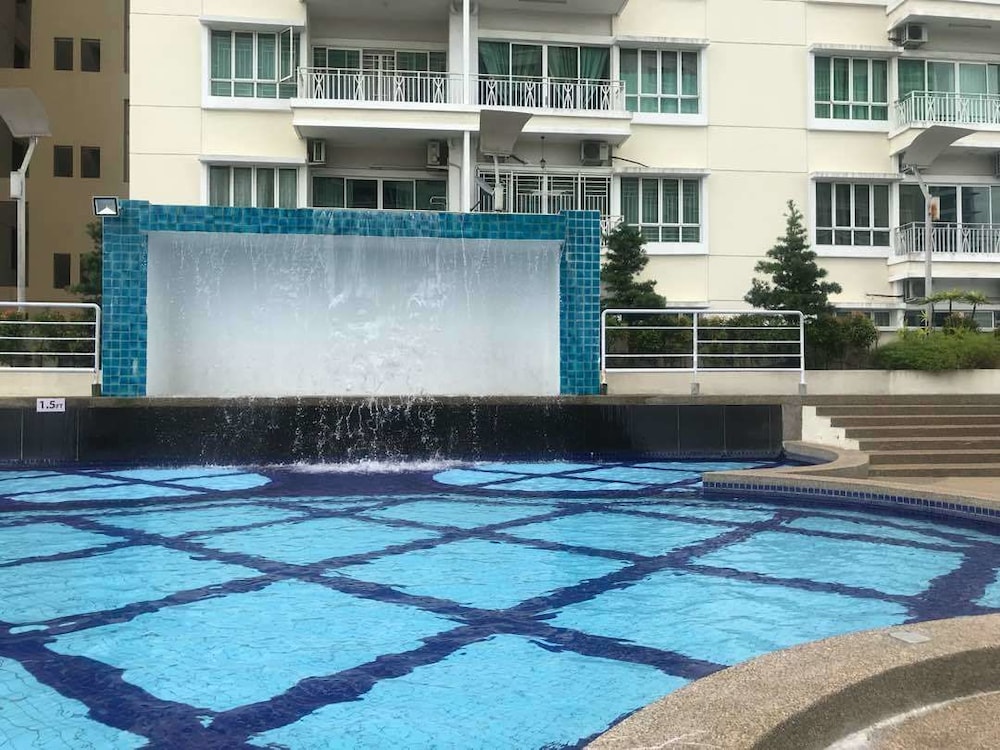 One Borneo Condominium by Josie photo 1