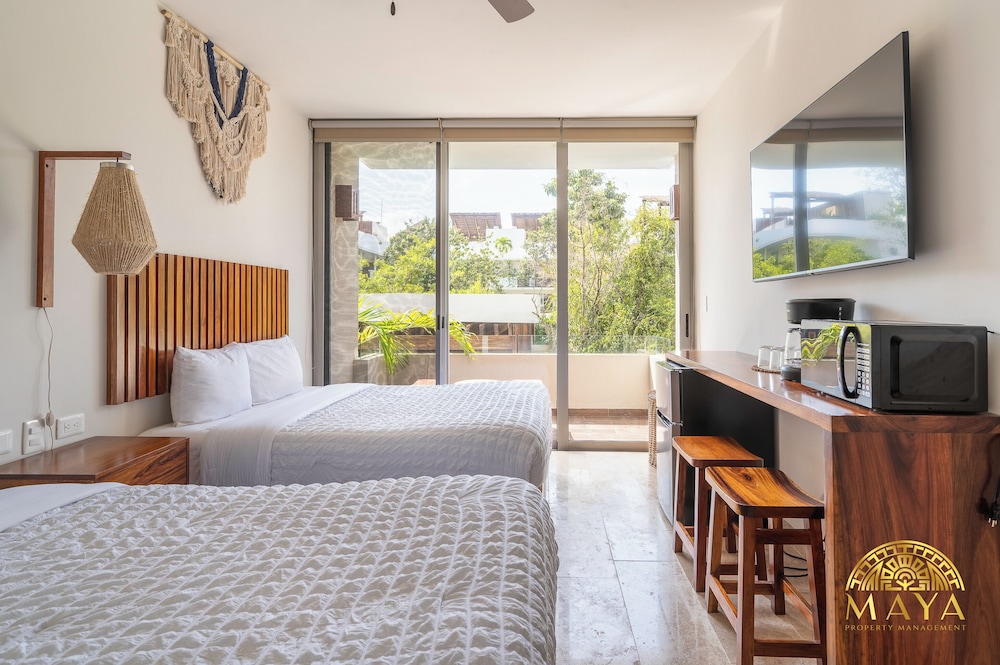 NHOA 205C 1BR Condo Pool View Aldea Zama
