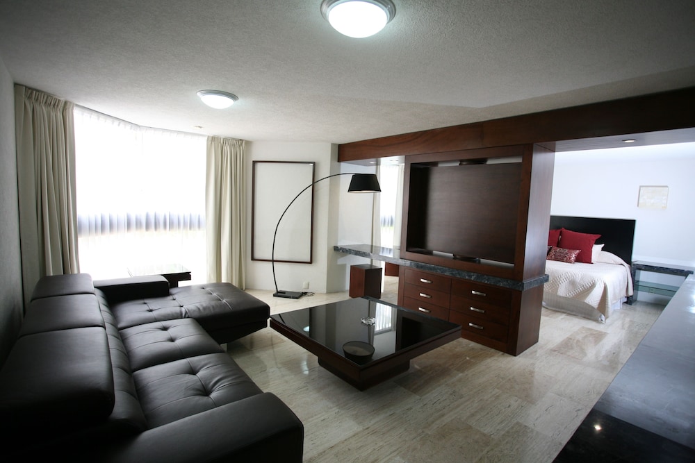 Poza Rica Vacations - Hotel Poza Rica Inn - Property Image 4