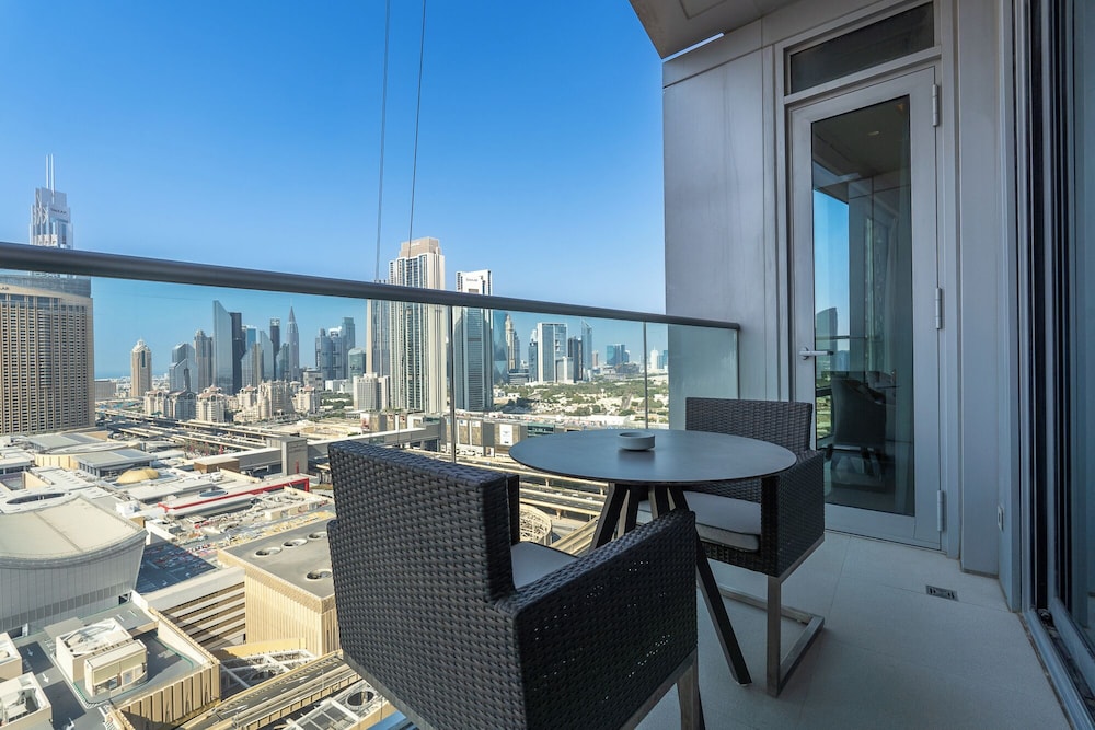 Luxury Living Spectacular Burj Views