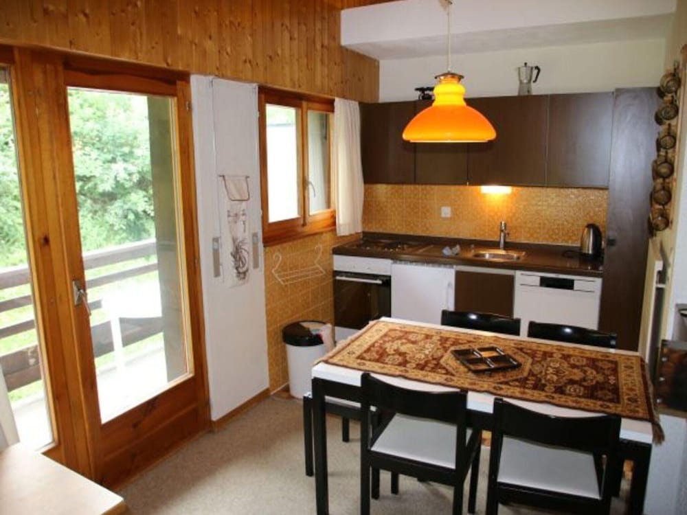 Cozy Apartment With Rhone Valley View