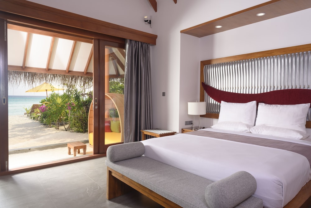 Dhigufaru Island Resort — 24