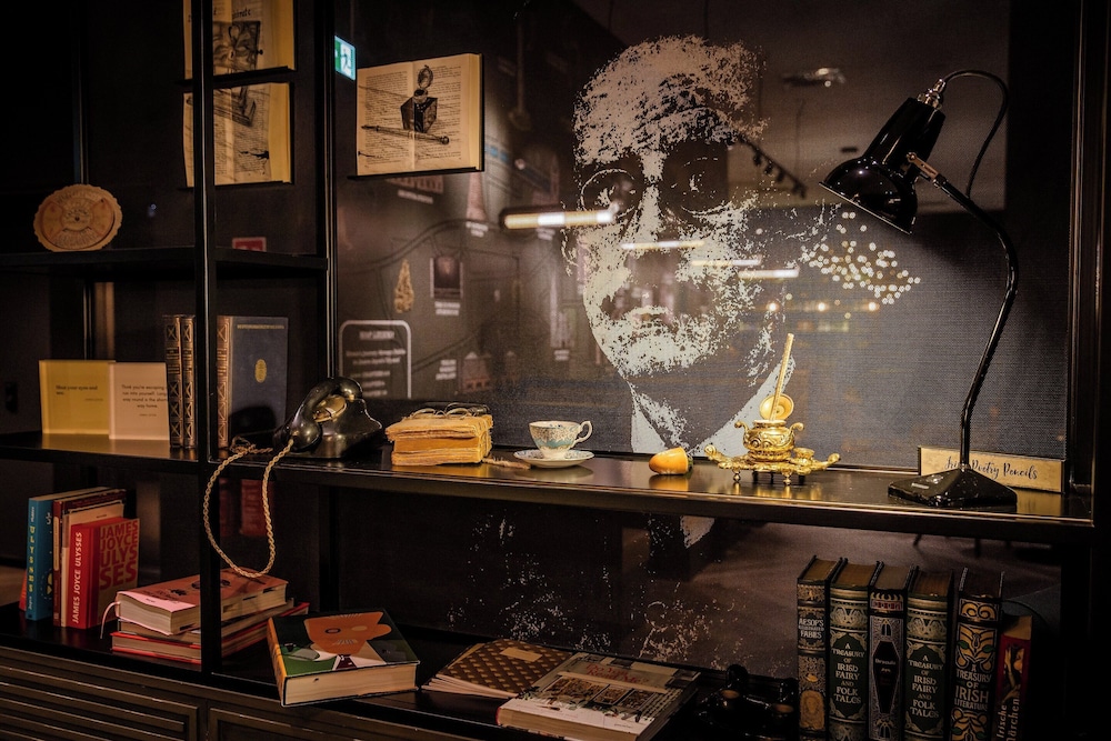 Motel One Dublin 22