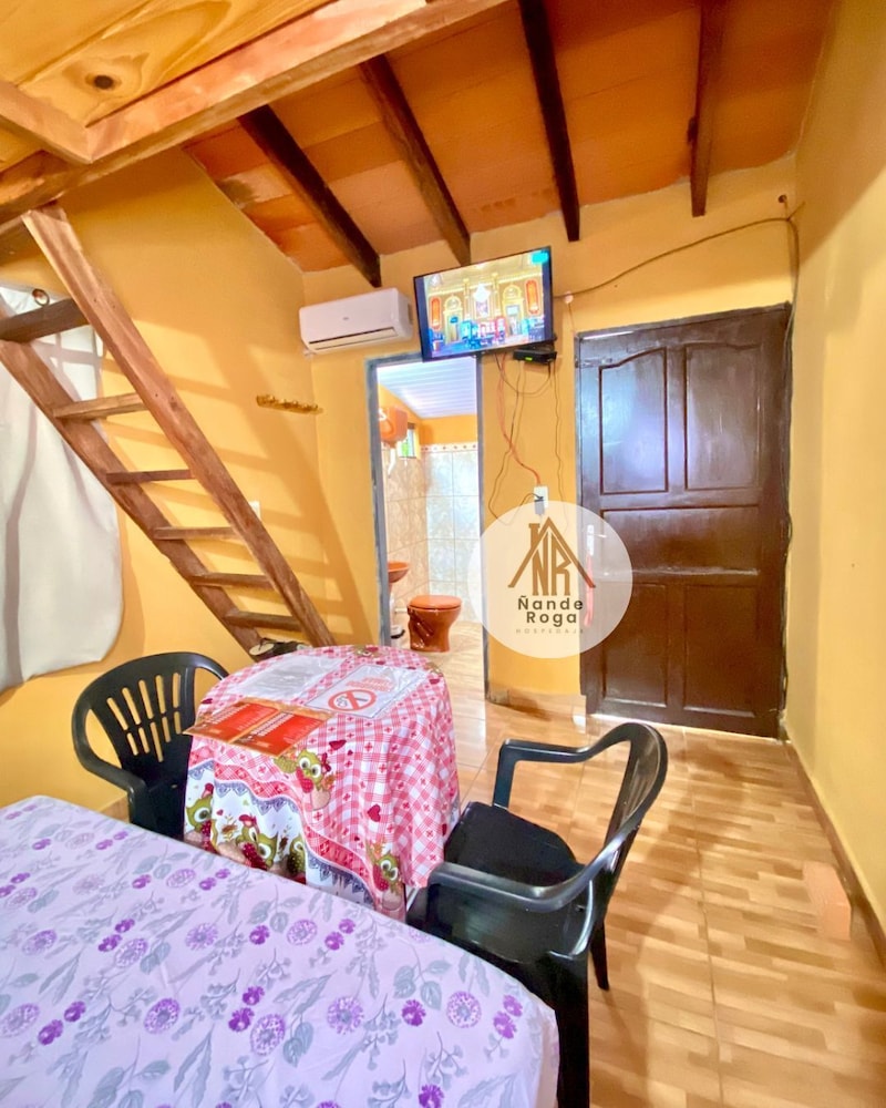 HOSPEDAJE ÑANDE ROGA
