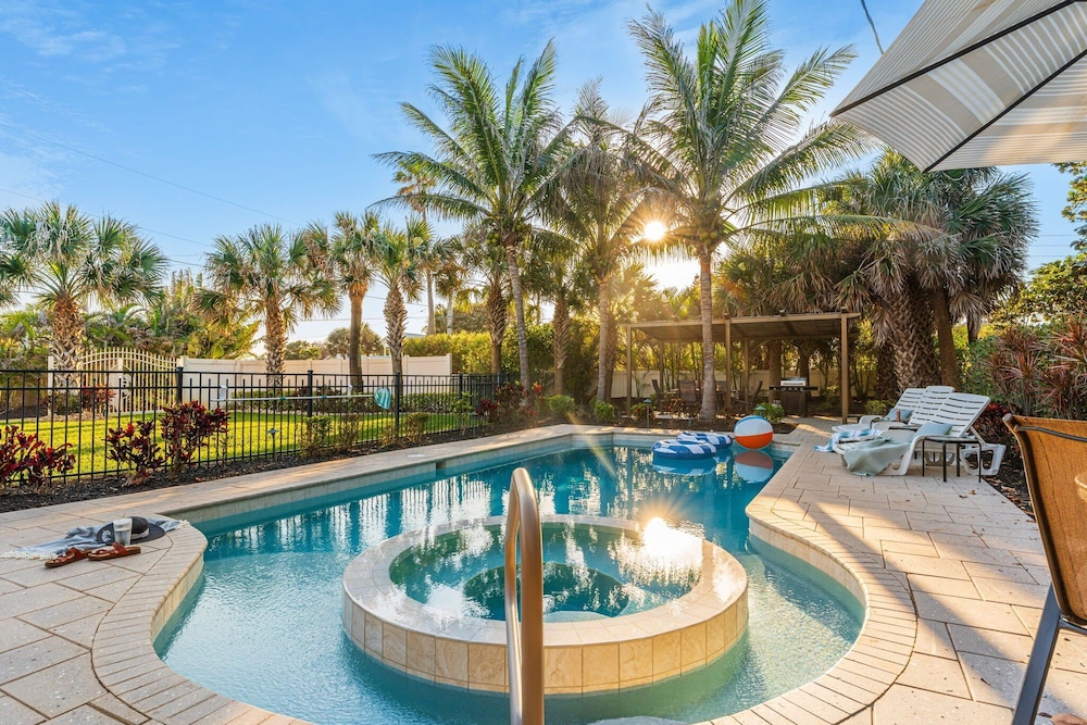3435 S Highway A1A