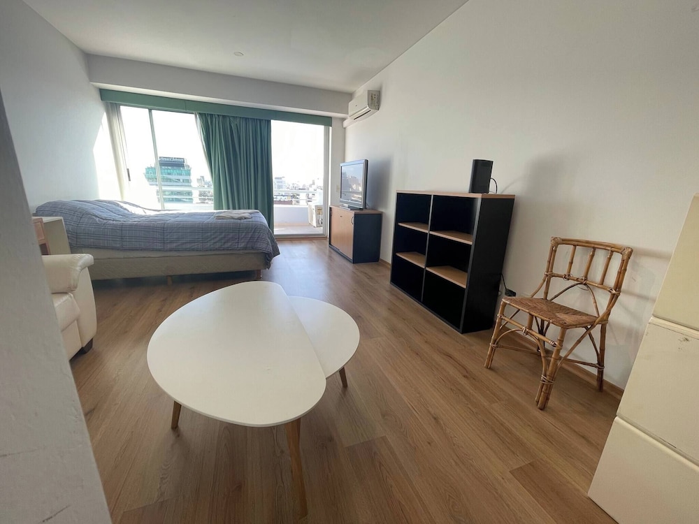 Studio Apartment Panoramic View of Bsas Above 9 de Julio Avenue