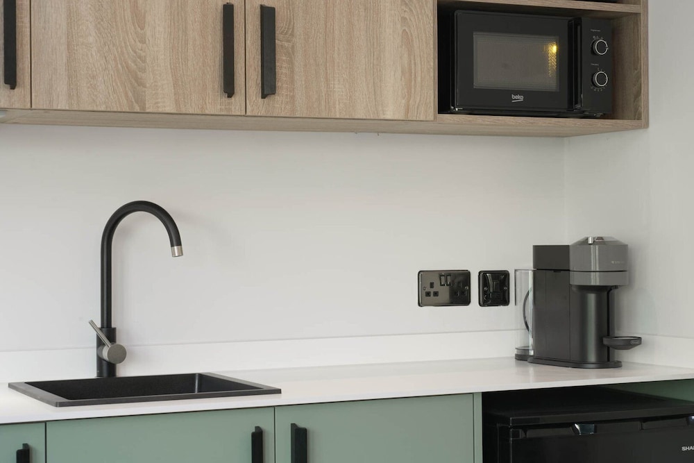 Sixty Aparthotel 2bed, Central Cardiff + Parking