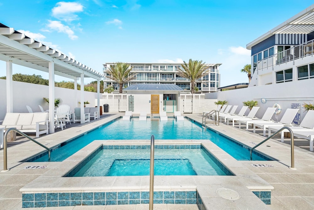 The Viridian 202 on 30A