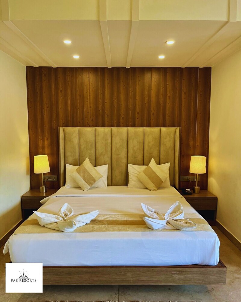 PAS RESORTS