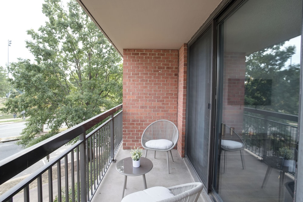 Metro-Friendly DC Apartments