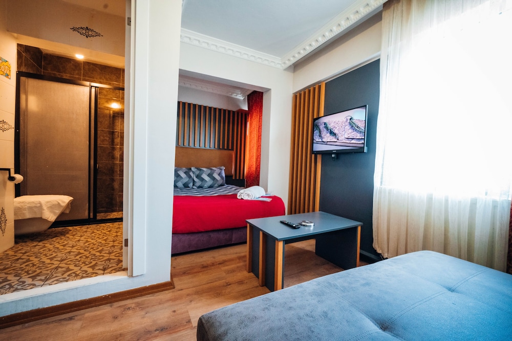 Evin Suit Otel - Image 31