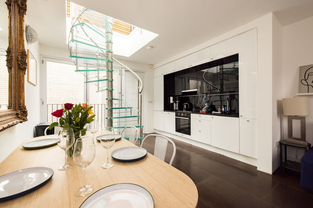 Stylish House Roof Garden Shoreditch