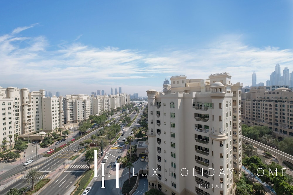 LUX The Shoreline Sea View Suite