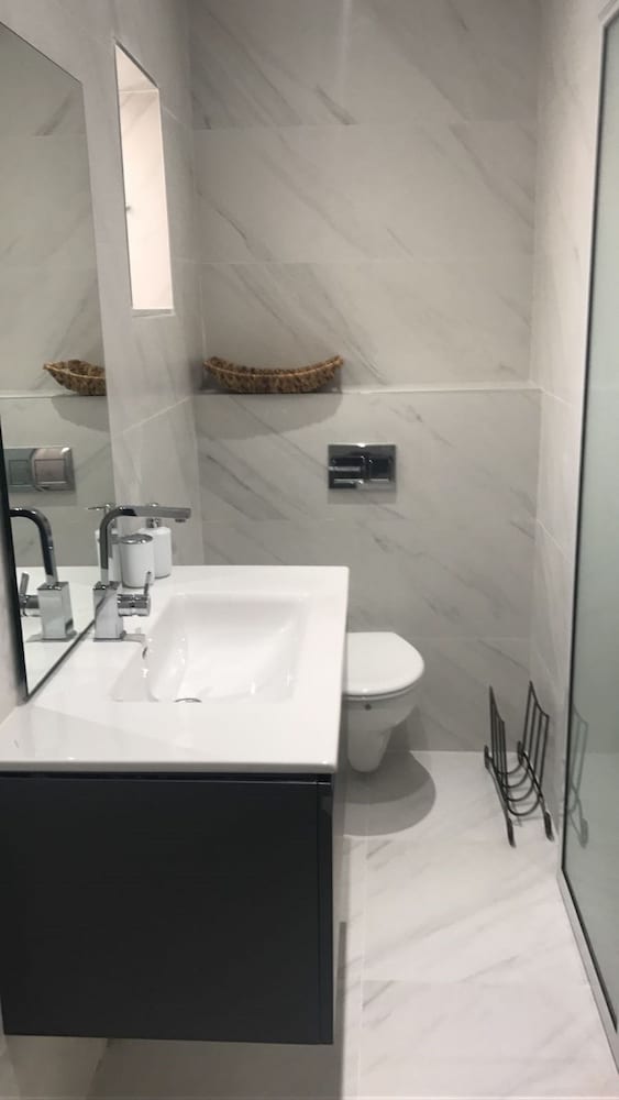 Luxury Suites
