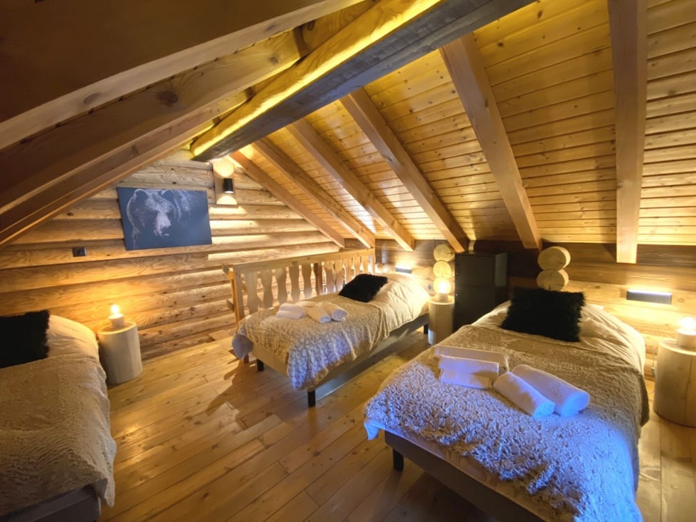 L'ours Noir Chalet en Rondins