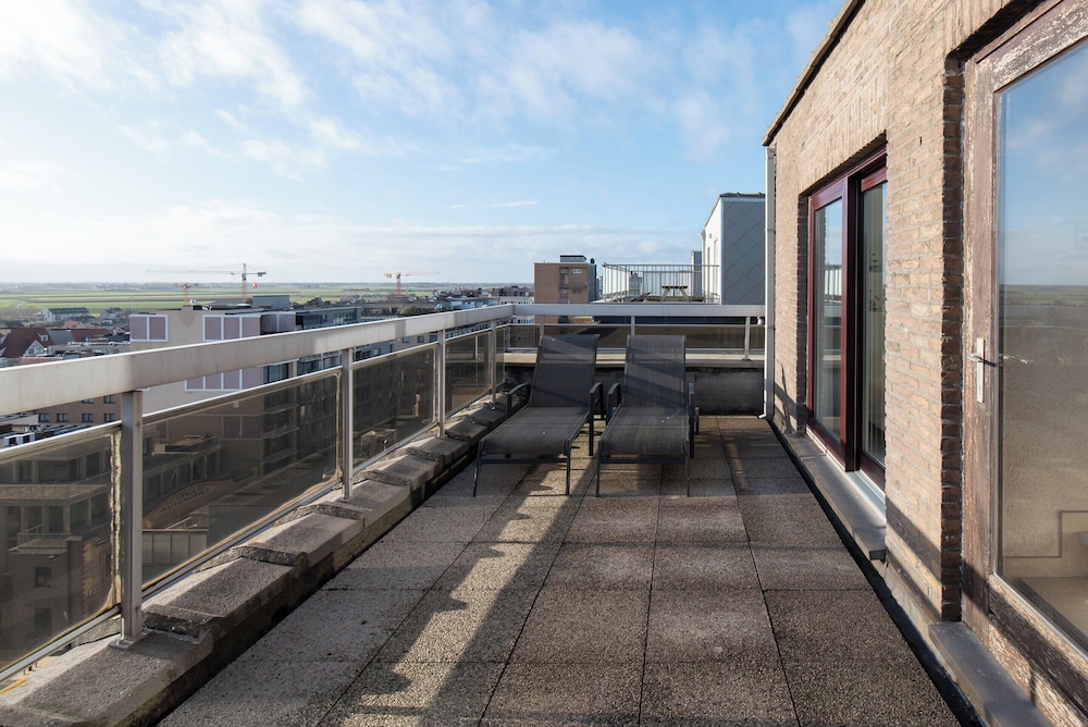 Apartment in Middelkerke Near the Beach