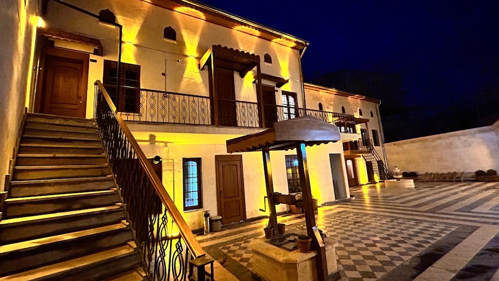 ALİ RIZA BEY KONAĞI