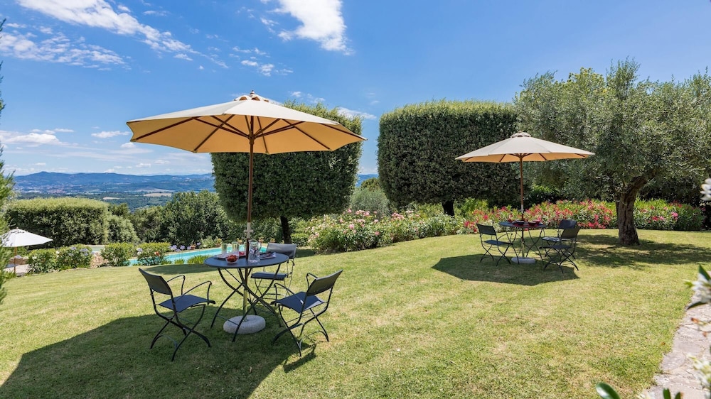 Villa Il Cedro 10 1 photo 2