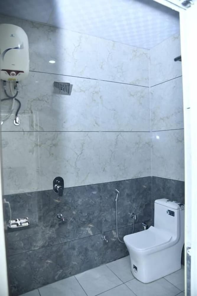 HOTEL SHIVANSH