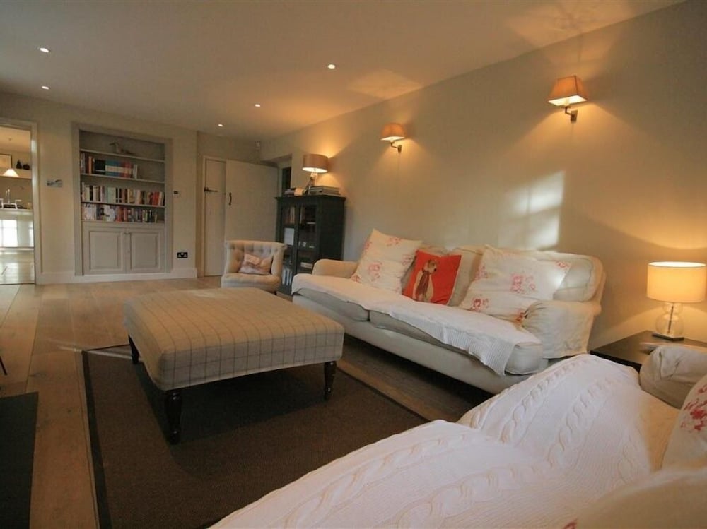 Hillside Cottage view 2