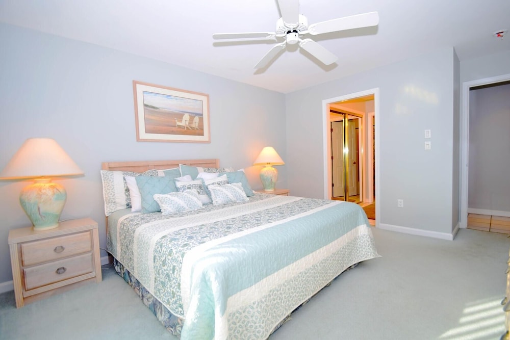 Baywatch Iii 302a 2 Bedroom Condo by RedAwning view 5