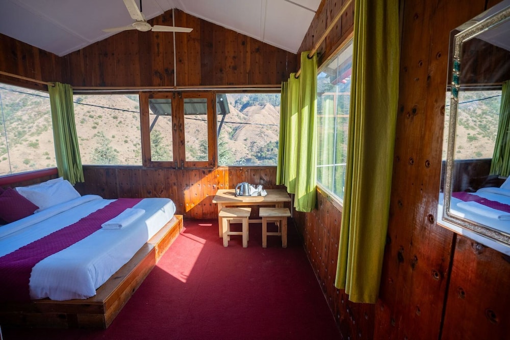 Deodar Dreams Resort